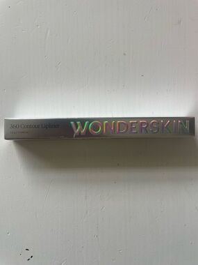 Wonderskin 360 Contour Lipliner – Nutmeg